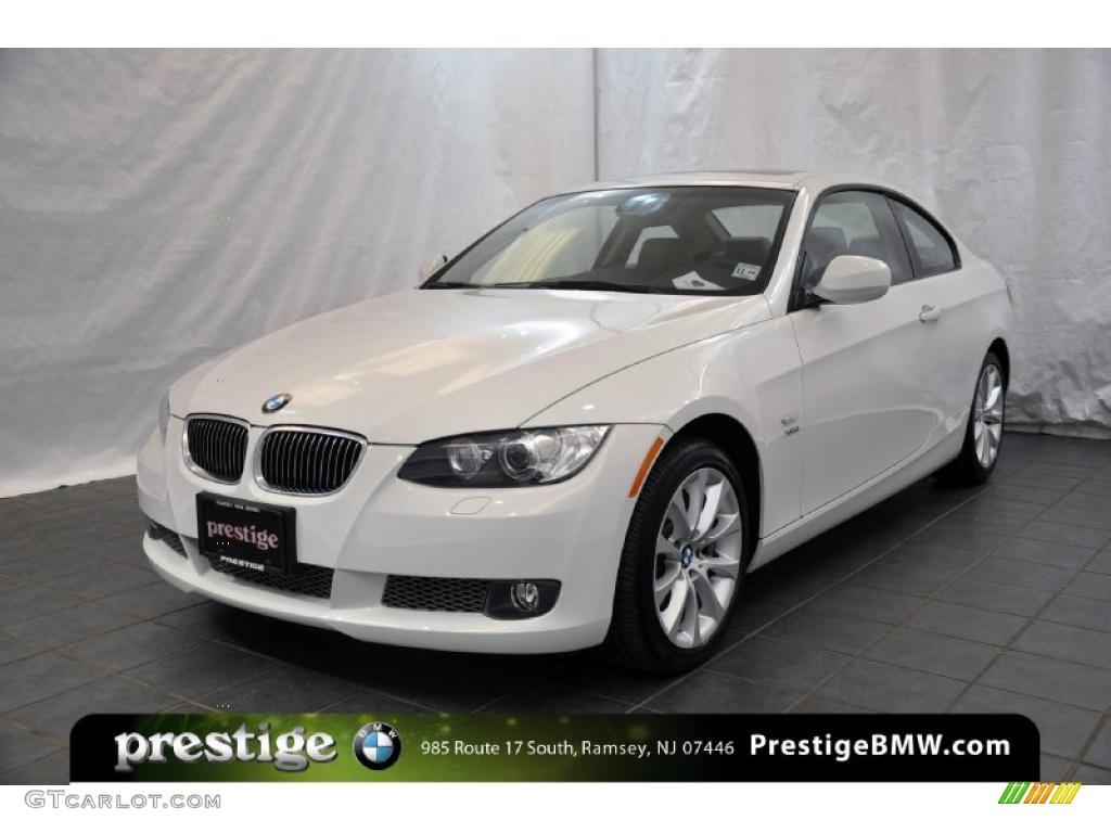 Alpine White BMW 3 Series