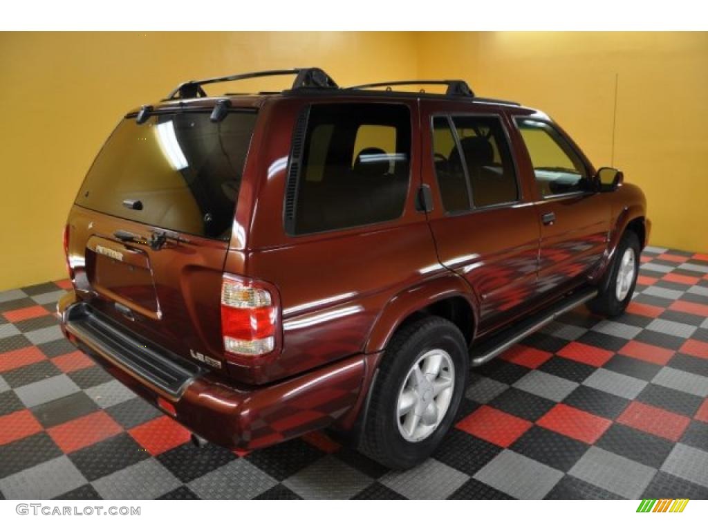 2001 Pathfinder LE 4x4 - Burnt Cherry Red Pearl / Charcoal photo #4