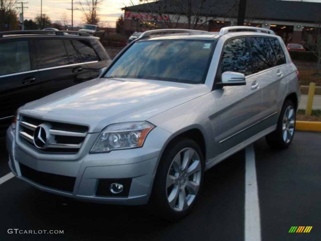 2011 GLK 350 4Matic - Iridium Silver Metallic / Black photo #1