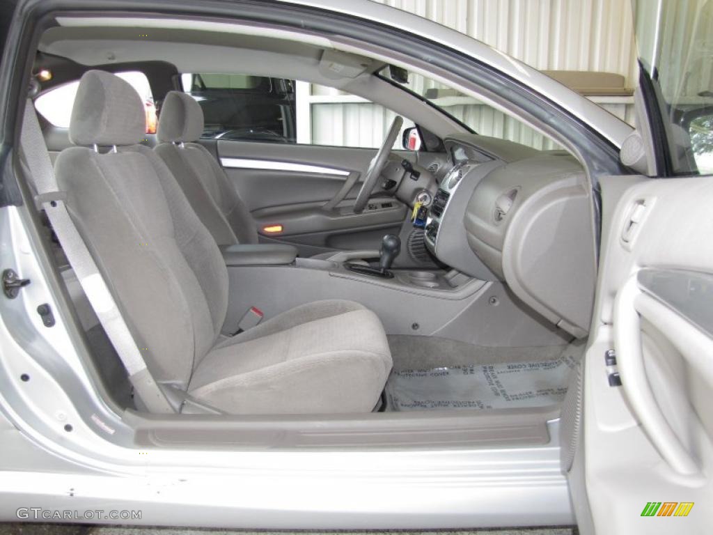 Taupe Interior 2005 Dodge Stratus SXT Coupe Photo #39779016