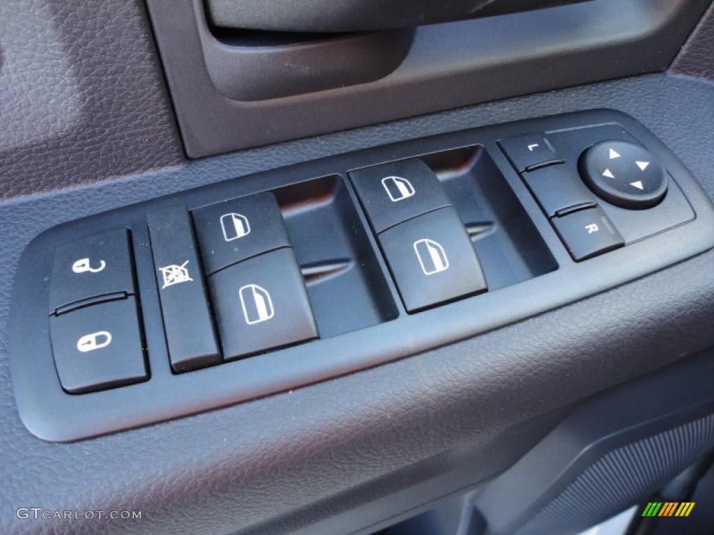 2011 Dodge Ram 3500 HD ST Crew Cab 4x4 Dually Controls Photo #39780372