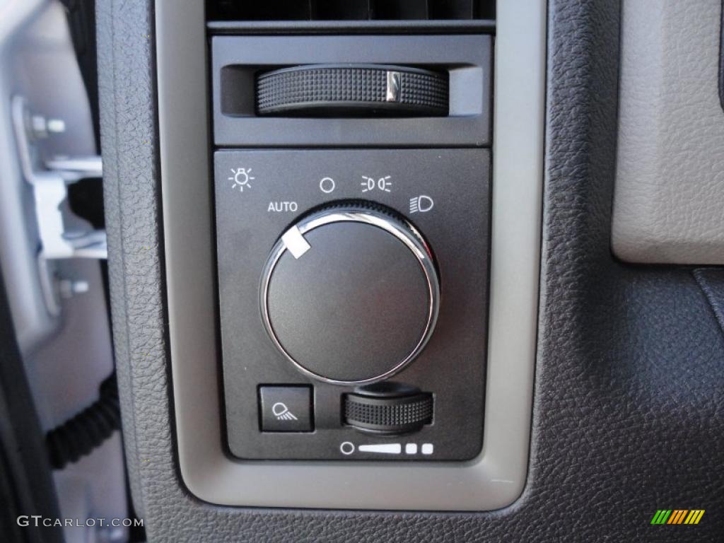 2011 Dodge Ram 3500 HD ST Crew Cab 4x4 Dually Controls Photo #39780476