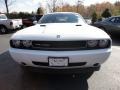 Stone White - Challenger SE Photo No. 3