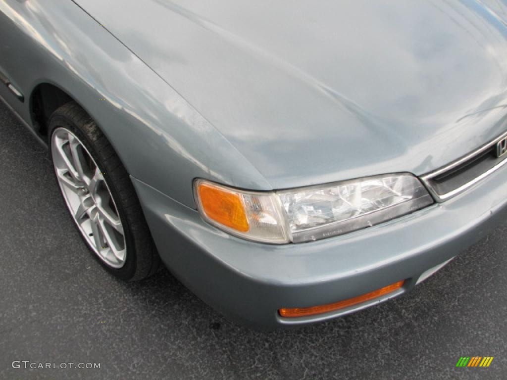 1996 Accord LX Sedan - Sage Green Metallic / Gray photo #2