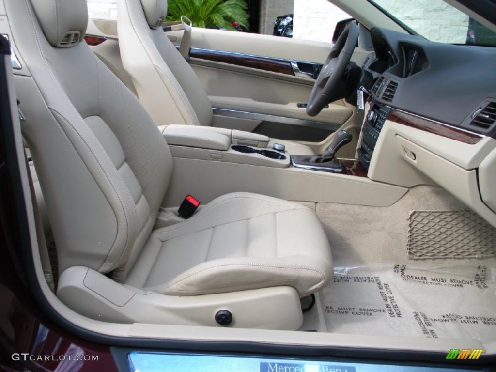 Almond/Mocha Interior 2011 Mercedes-Benz E 550 Cabriolet Photo #39783010