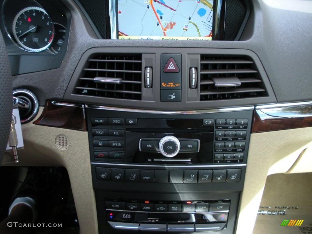 2011 Mercedes-Benz E 550 Cabriolet Controls Photo #39783102
