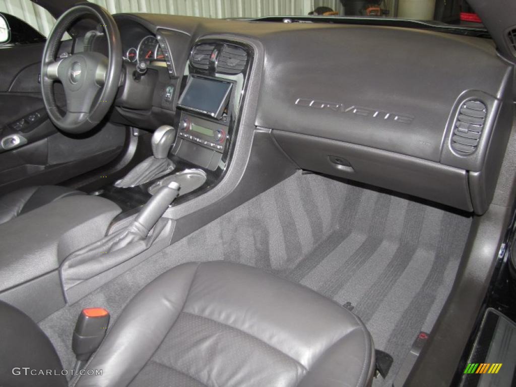 2008 Chevrolet Corvette Coupe Ebony Dashboard Photo #39783110