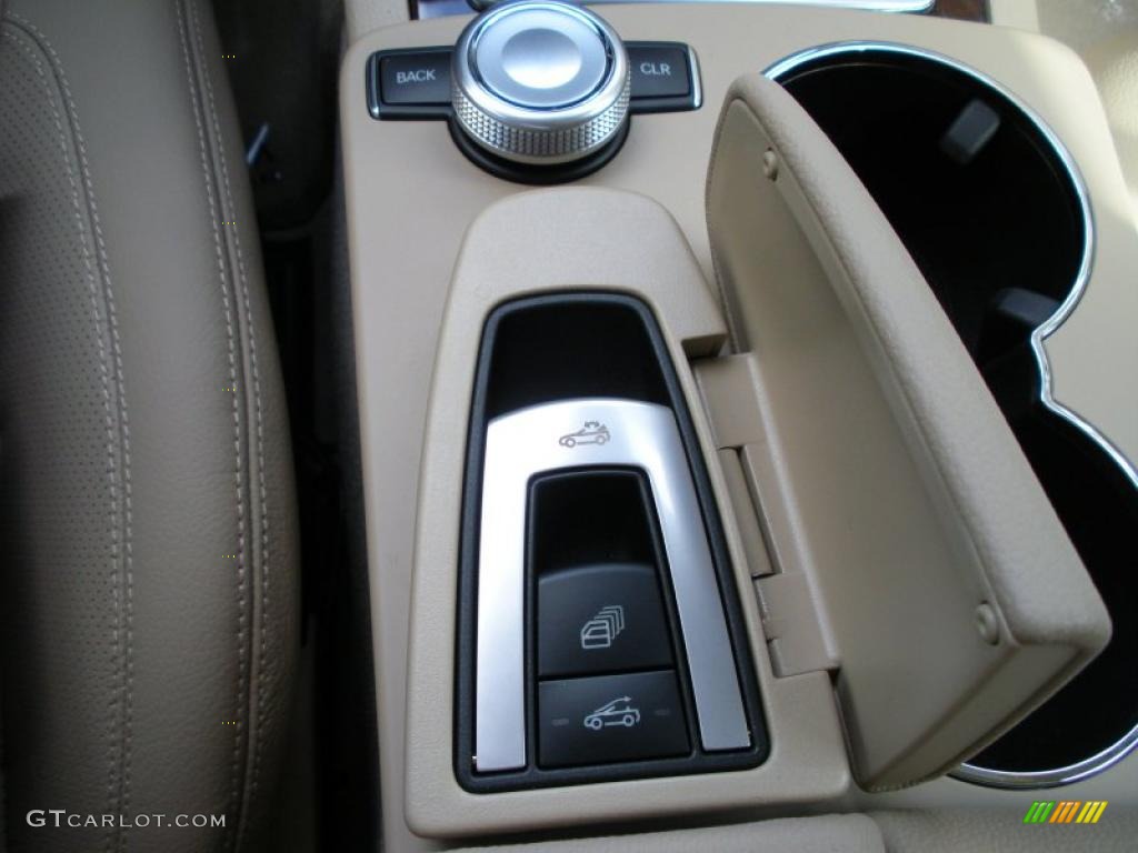2011 Mercedes-Benz E 550 Cabriolet Controls Photo #39783118