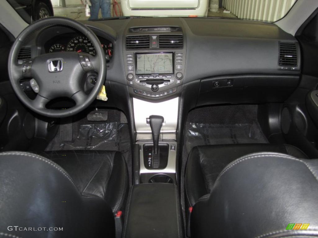 2004 Honda Accord EX V6 Sedan Black Dashboard Photo #39783694