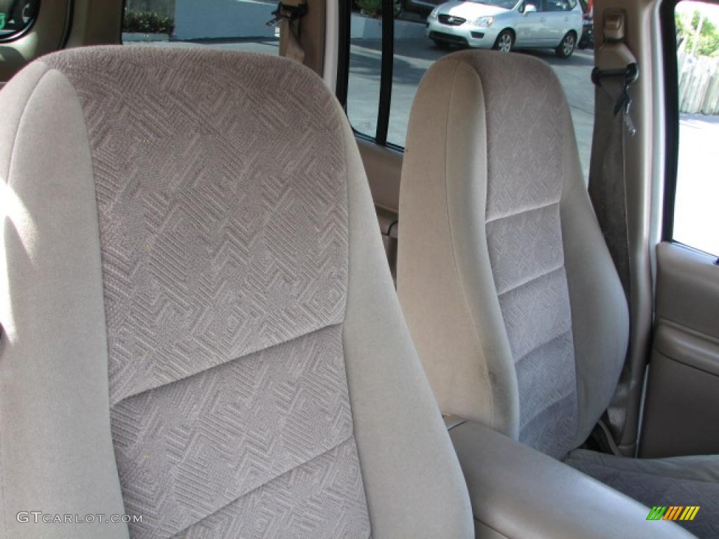 1999 Explorer XLT - Oxford White / Medium Prairie Tan photo #15