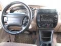 1999 Oxford White Ford Explorer XLT  photo #17
