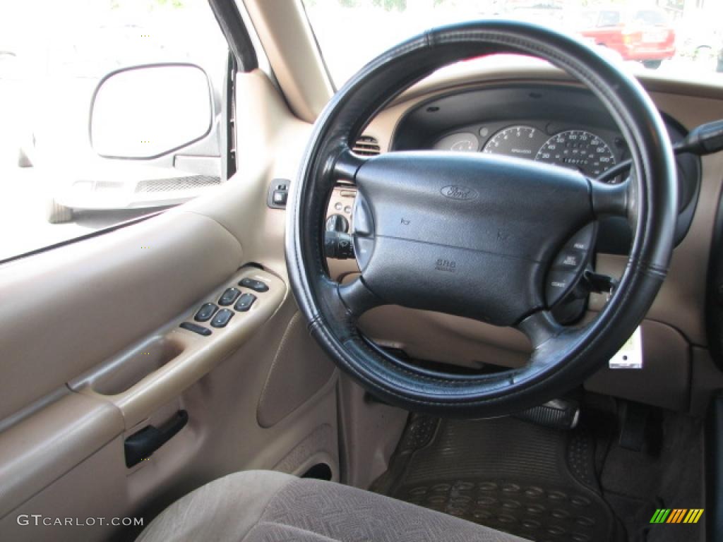 1999 Explorer XLT - Oxford White / Medium Prairie Tan photo #18