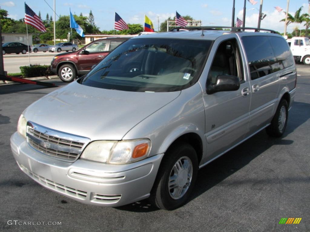 Galaxy Silver Metallic 2002 Chevrolet Venture Warner Brothers Edition Exterior Photo #39785198