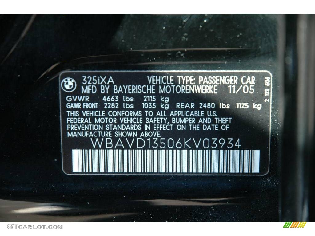 2006 3 Series 325xi Sedan - Jet Black / Black photo #23