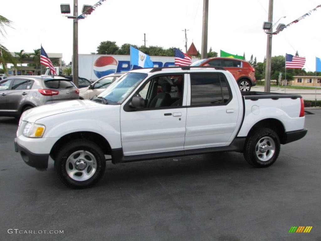 Oxford White 2004 Ford Explorer Sport Trac XLT Exterior Photo #39785662