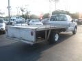 1999 Oxford White Ford F350 Super Duty XL Regular Cab Chassis  photo #9