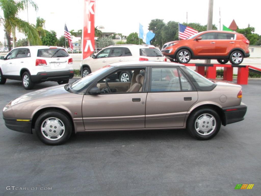 Dark Antelope Metallic 1992 Saturn S Series SL1 Sedan Exterior Photo #39790226