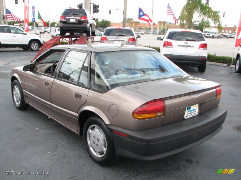 Dark Antelope Metallic 1992 Saturn S Series SL1 Sedan Exterior Photo #39790242