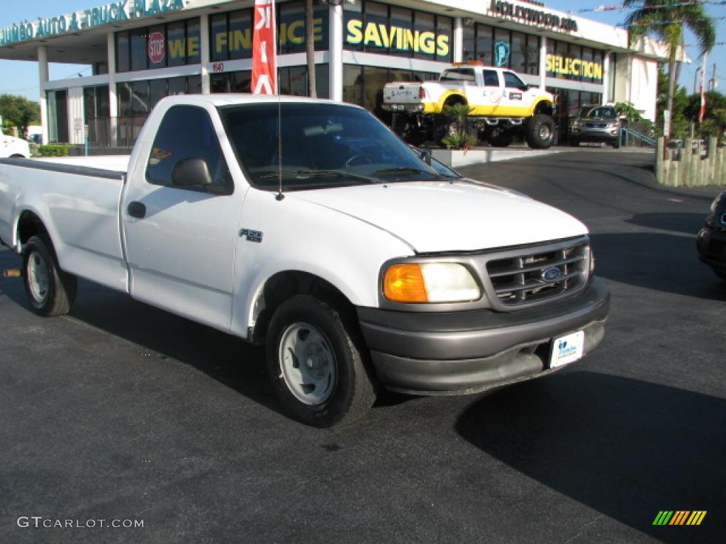 2004 F150 XL Heritage Regular Cab - Oxford White / Heritage Graphite Grey photo #1