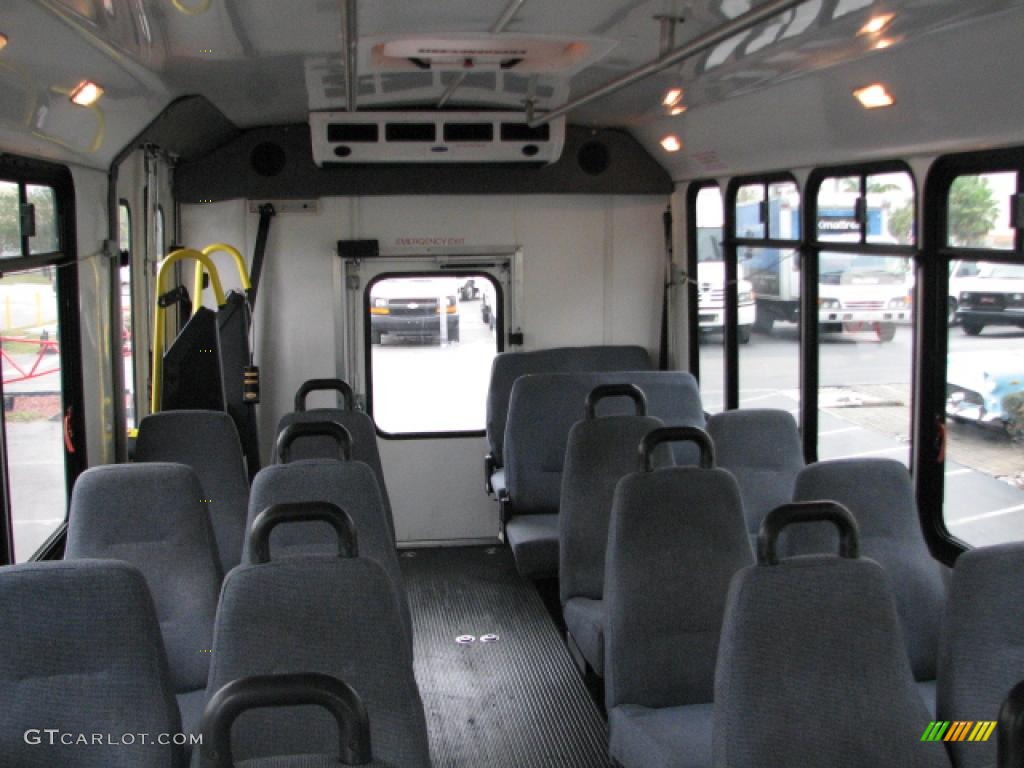 Medium Flint Interior 2005 Ford E Series Cutaway E450 Commercial Passenger Bus Photo #39790758