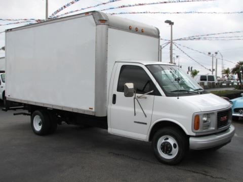 1999 GMC Savana Cutaway 3500 Moving Truck Data, Info and Specs
