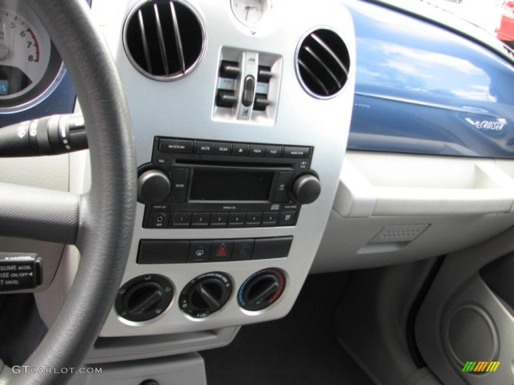 2007 Chrysler PT Cruiser Touring Controls Photo #39793718