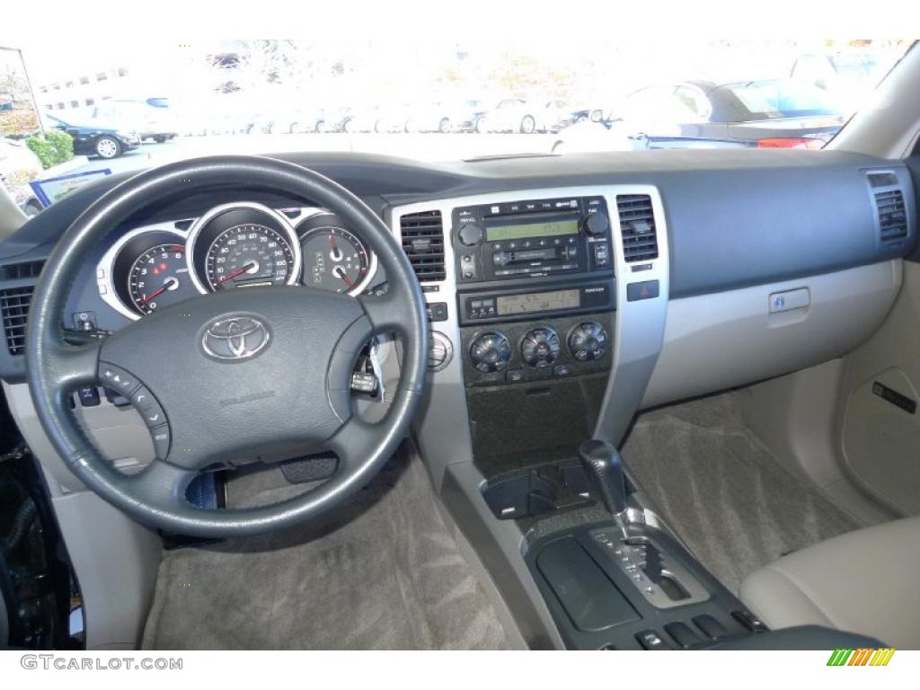 2004 4Runner Limited 4x4 - Black / Taupe photo #48