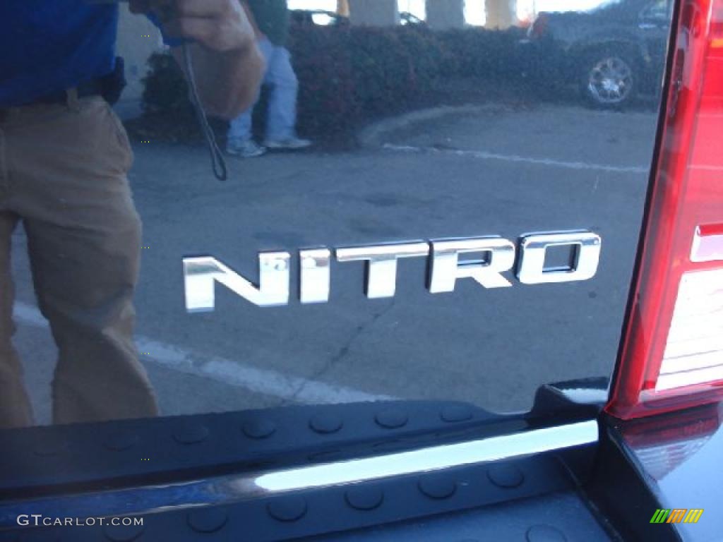 2011 Dodge Nitro Heat 4x4 Marks and Logos Photo #39795110