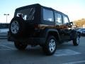 Black - Wrangler Unlimited X Photo No. 3