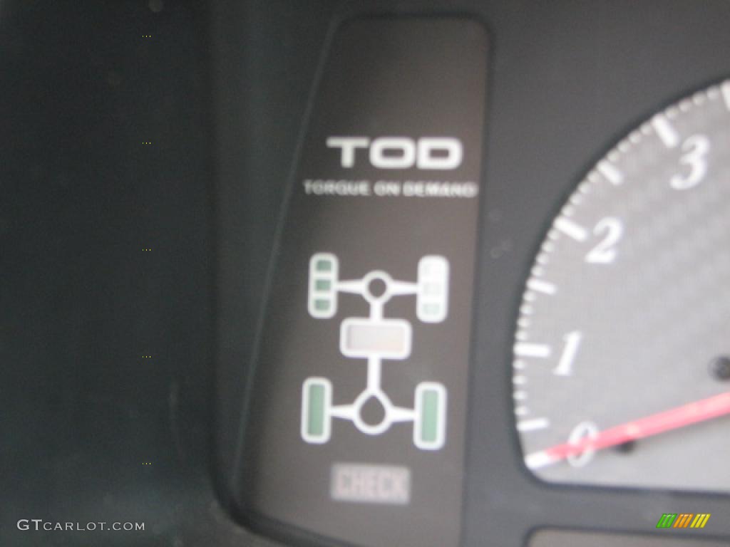 1999 Isuzu VehiCROSS Standard VehiCROSS Model Controls Photo #39800312
