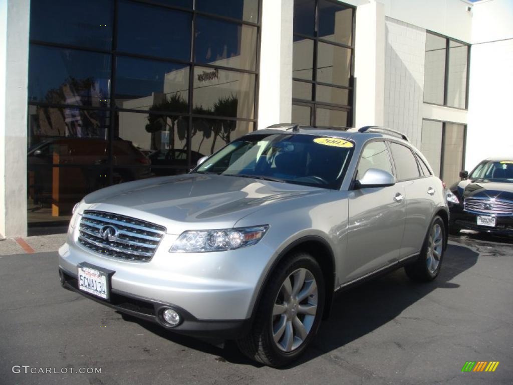 Brilliant Silver Metallic Infiniti FX