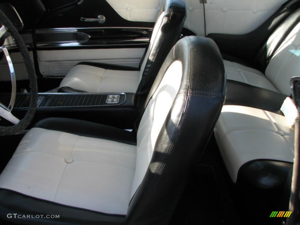 Black/White Interior 1960 Ford Thunderbird Hardtop Photo #39803608