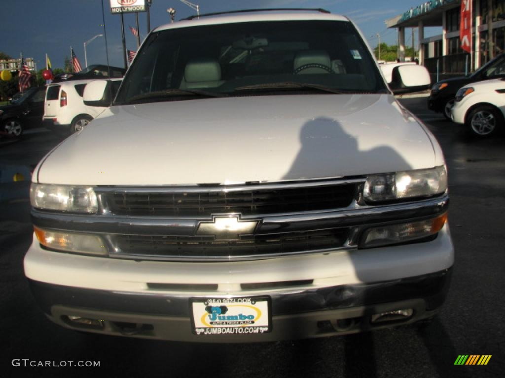 2001 Tahoe LS - Summit White / Graphite/Medium Gray photo #3