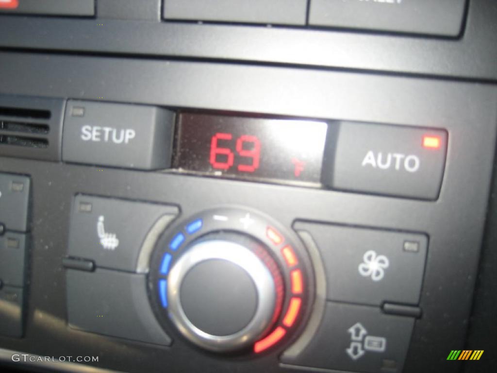 2008 Audi S6 5.2 quattro Sedan Controls Photo #39804200