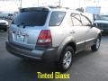 2004 Diamond Silver Metallic Kia Sorento EX  photo #10