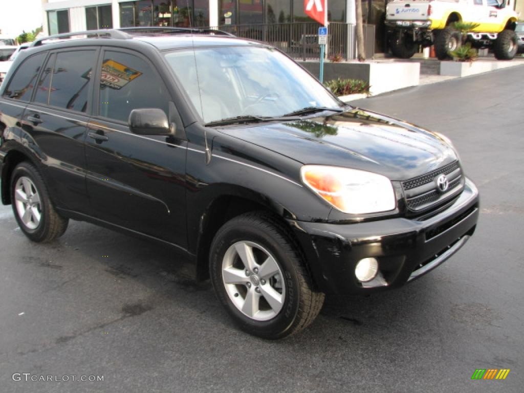 2005 RAV4 4WD - Black / Dark Charcoal photo #1