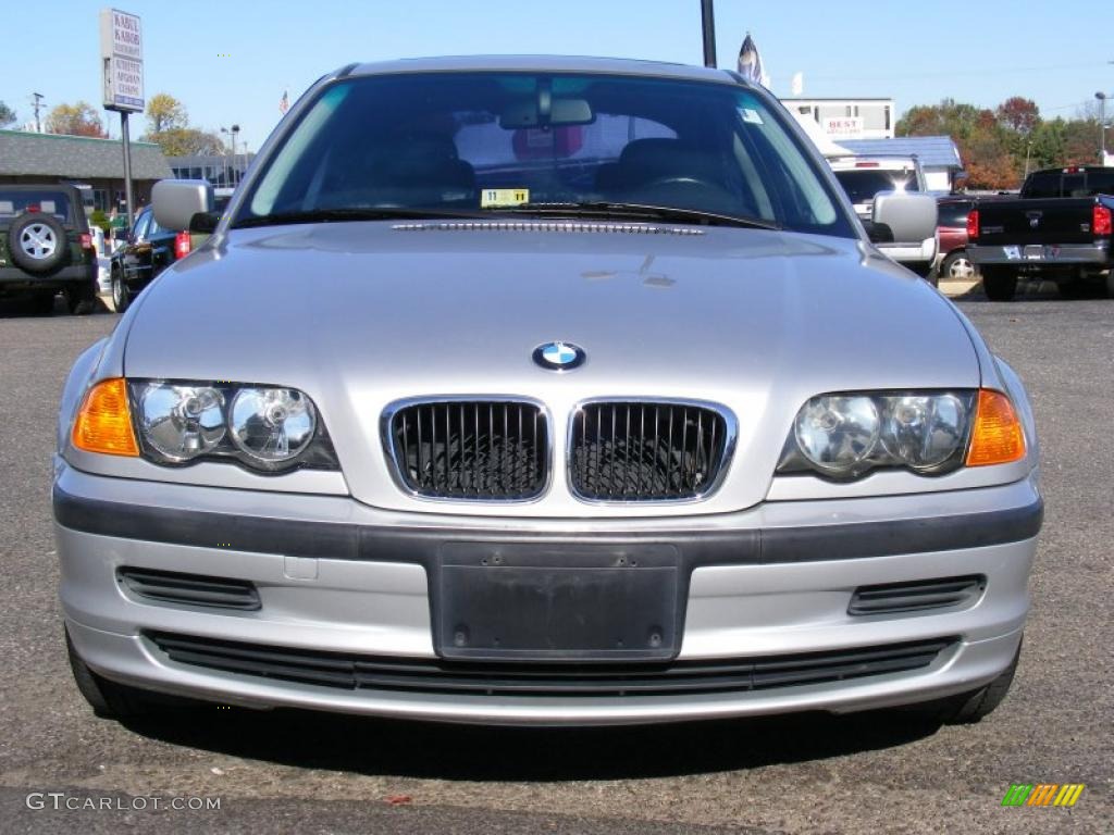 2001 3 Series 325i Sedan - Titanium Silver Metallic / Black photo #2