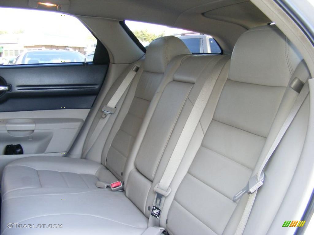 Dark Slate Gray/Light Graystone Interior 2006 Dodge Magnum R/T AWD Photo #39806560