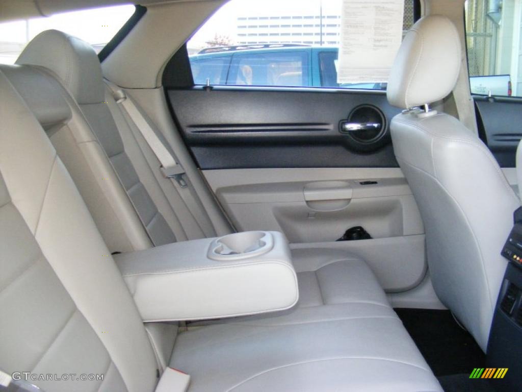 Dark Slate Gray/Light Graystone Interior 2006 Dodge Magnum R/T AWD Photo #39806668