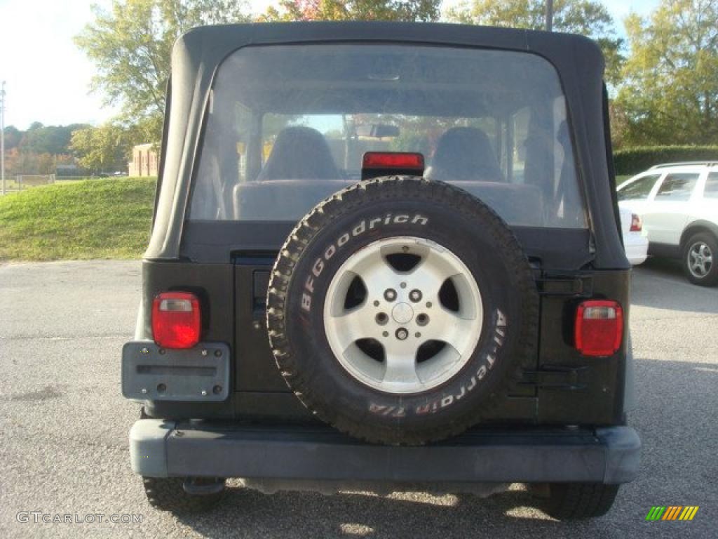 2002 Wrangler Sport 4x4 - Black / Agate Black photo #4