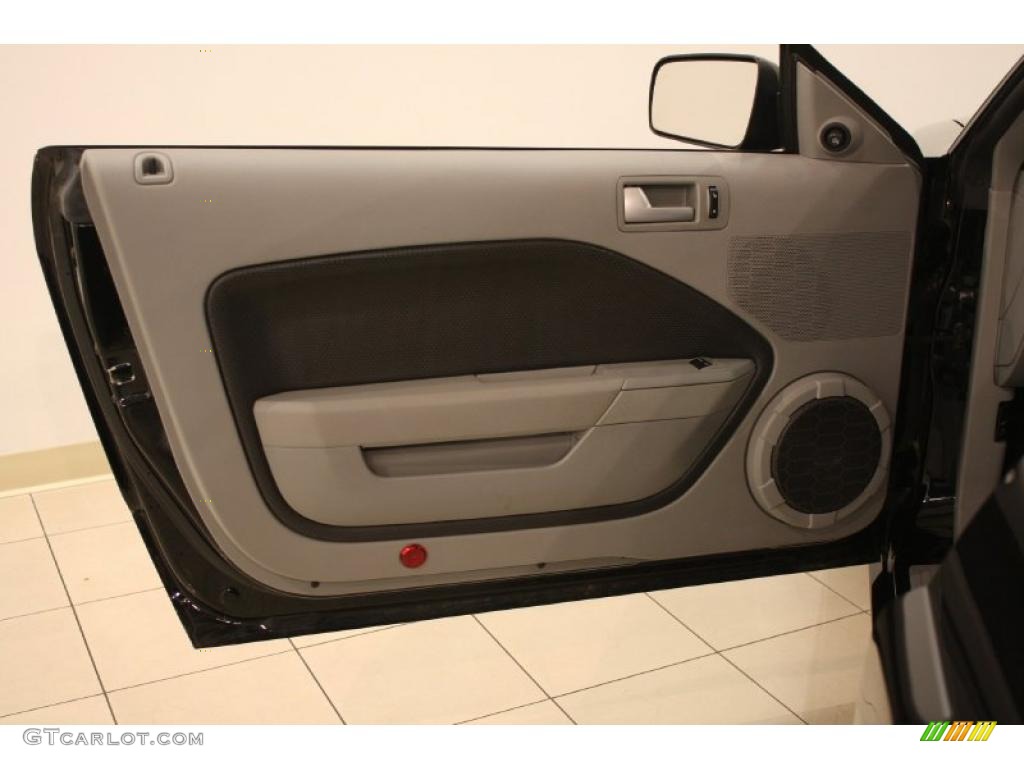 2009 Ford Mustang GT/CS California Special Coupe Black/Dove Door Panel Photo #39809707