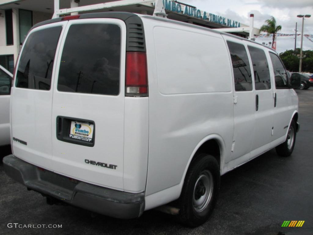 Summit White 2000 Chevrolet Express G2500 Commercial Exterior Photo #39815448