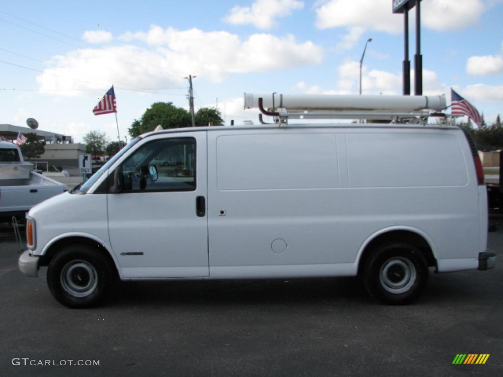 1997 Chevy Van G1500 Commercial - Olympic White / Gray photo #6