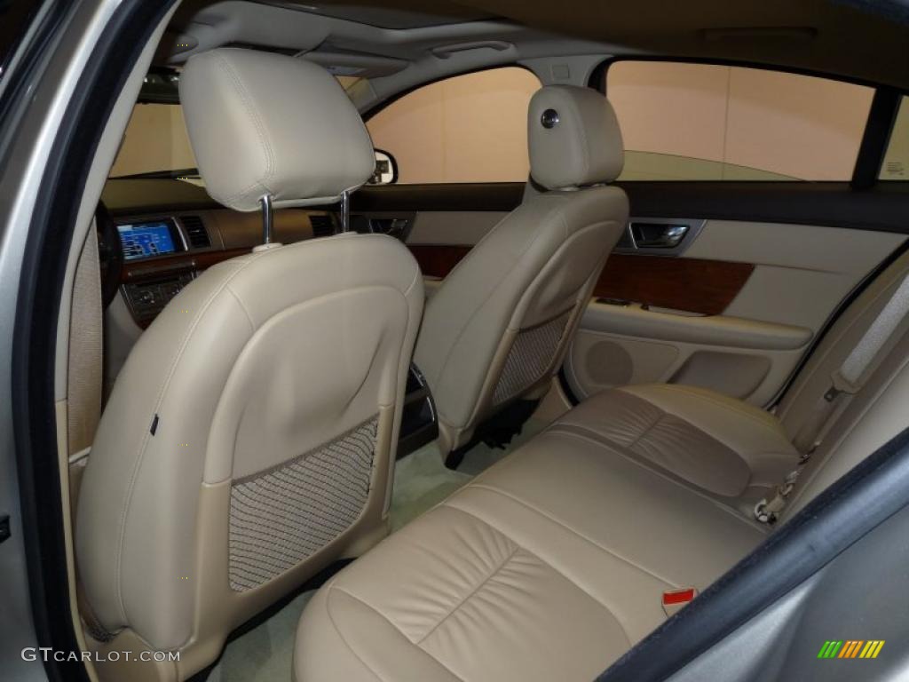 Barley Interior 2010 Jaguar XF Sport Sedan Photo #39817180