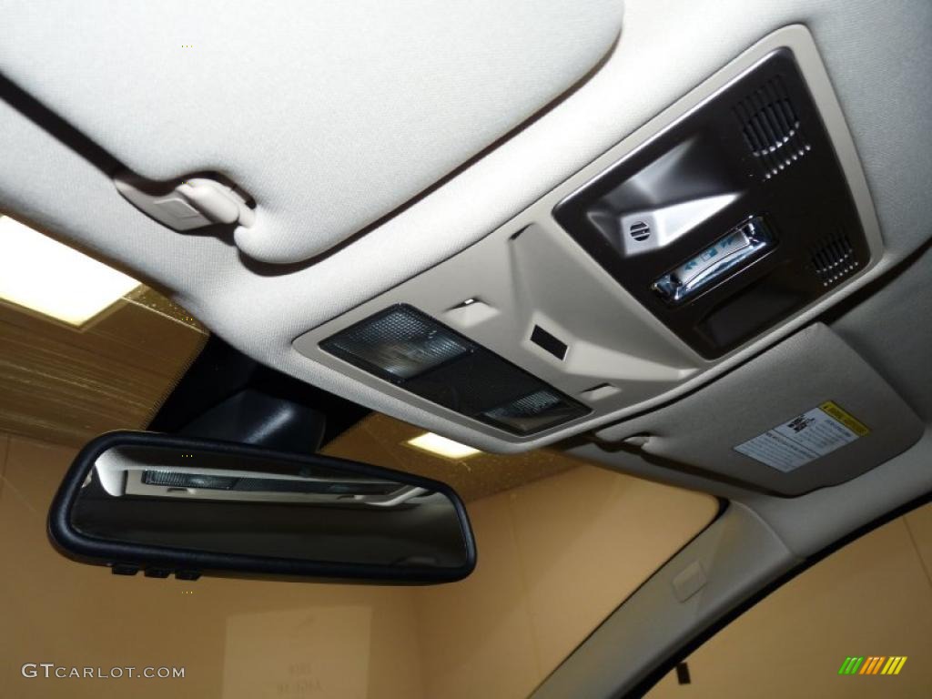 2010 Jaguar XF Sport Sedan Controls Photo #39817388