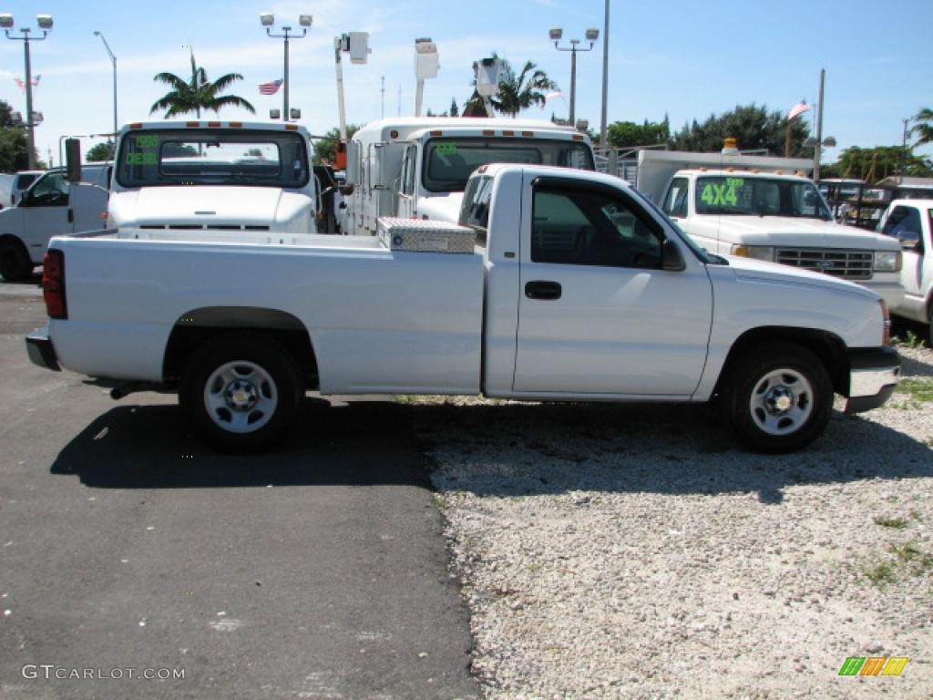 2004 Silverado 1500 Regular Cab - Summit White / Dark Charcoal photo #9