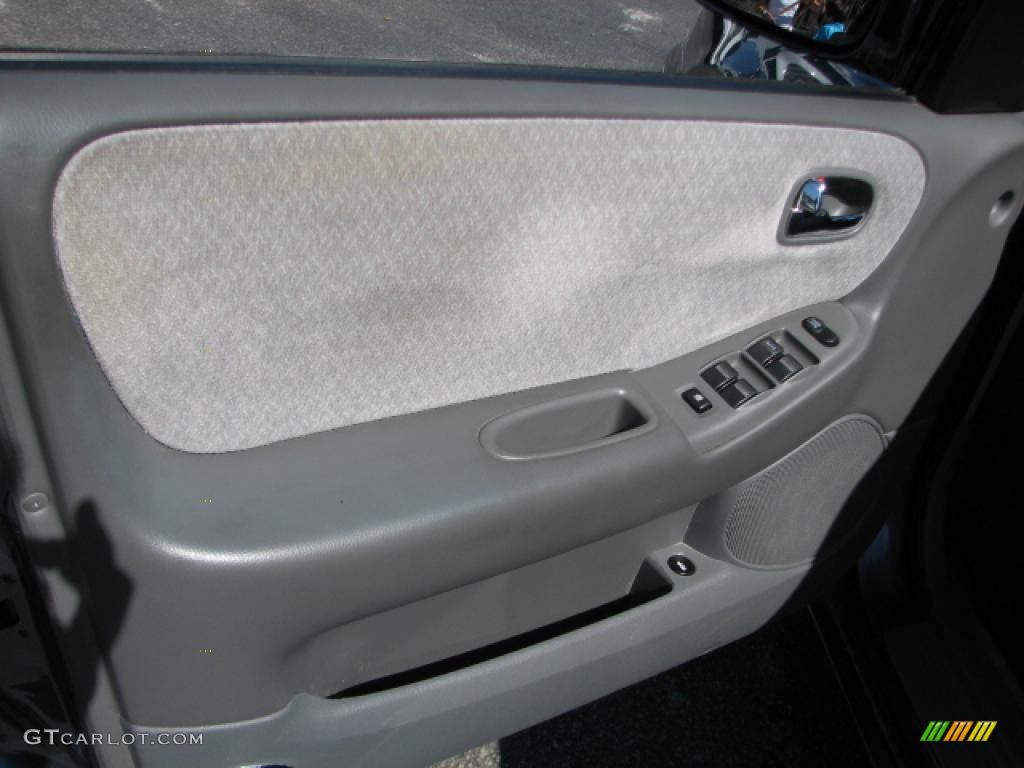 2002 626 LX - Galaxy Blue / Gray photo #19