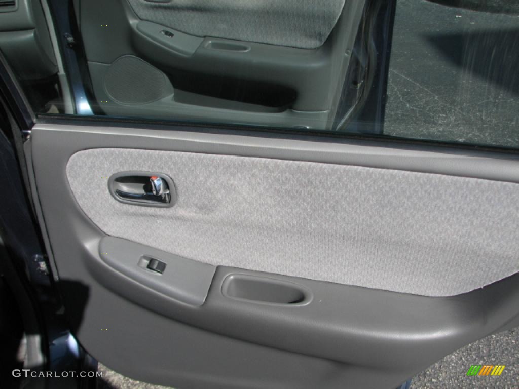 2002 626 LX - Galaxy Blue / Gray photo #21