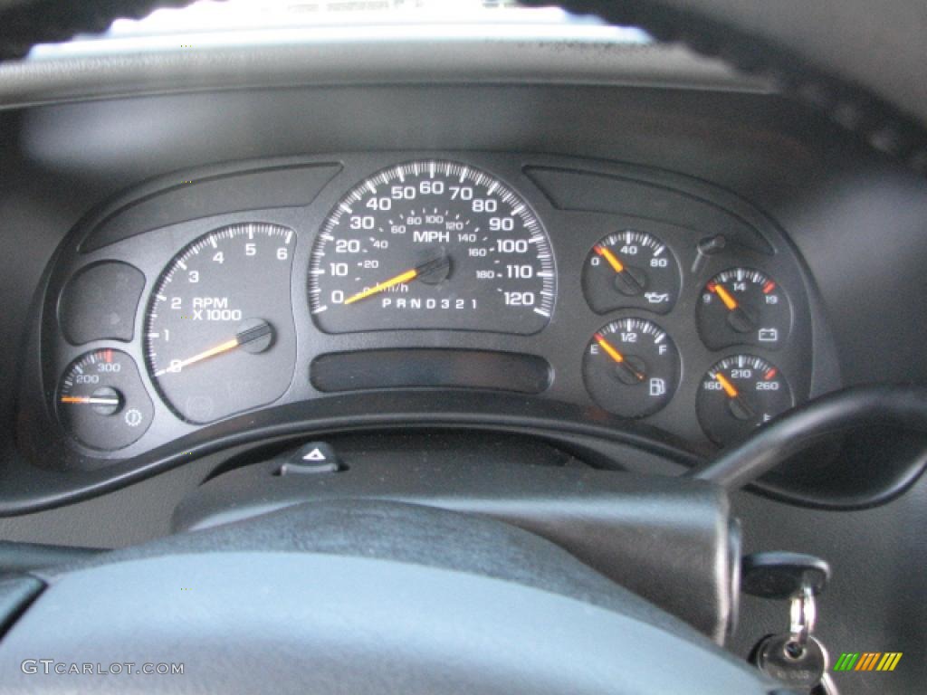 2006 Chevrolet Silverado 2500HD LT Crew Cab Gauges Photo #39820022