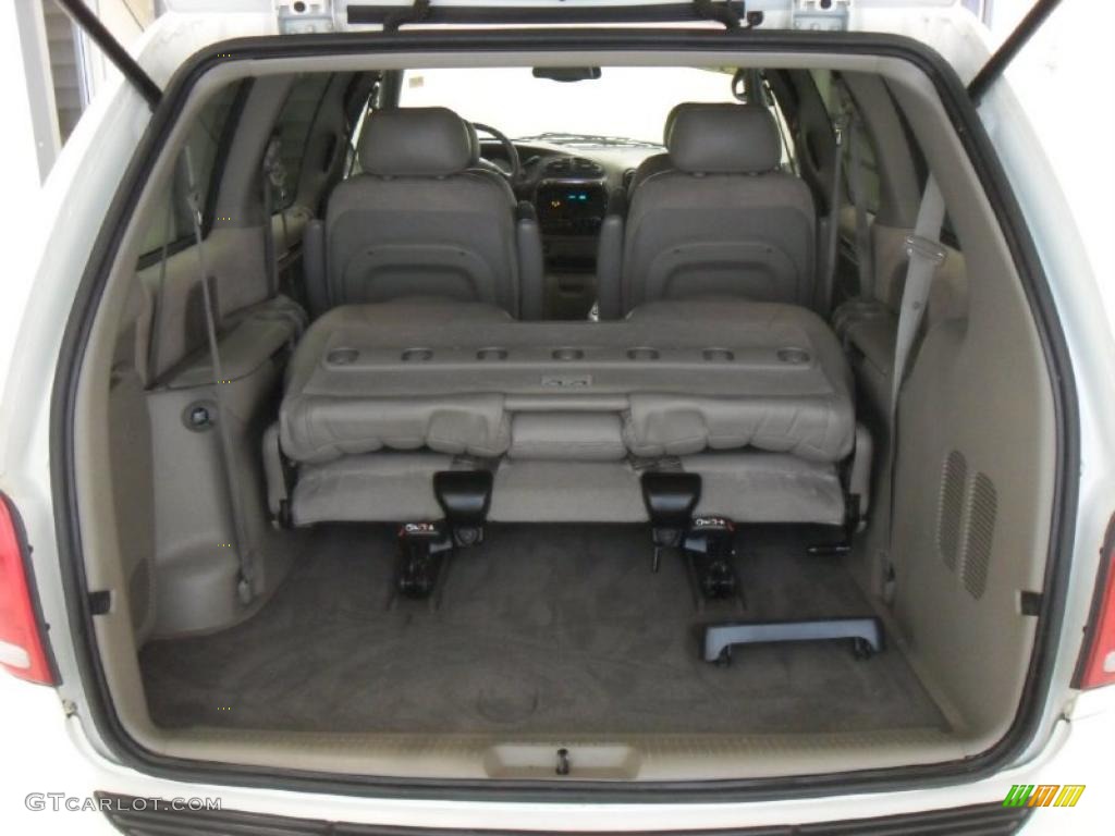 1999 Chrysler Town & Country Limited Trunk Photo #39820160